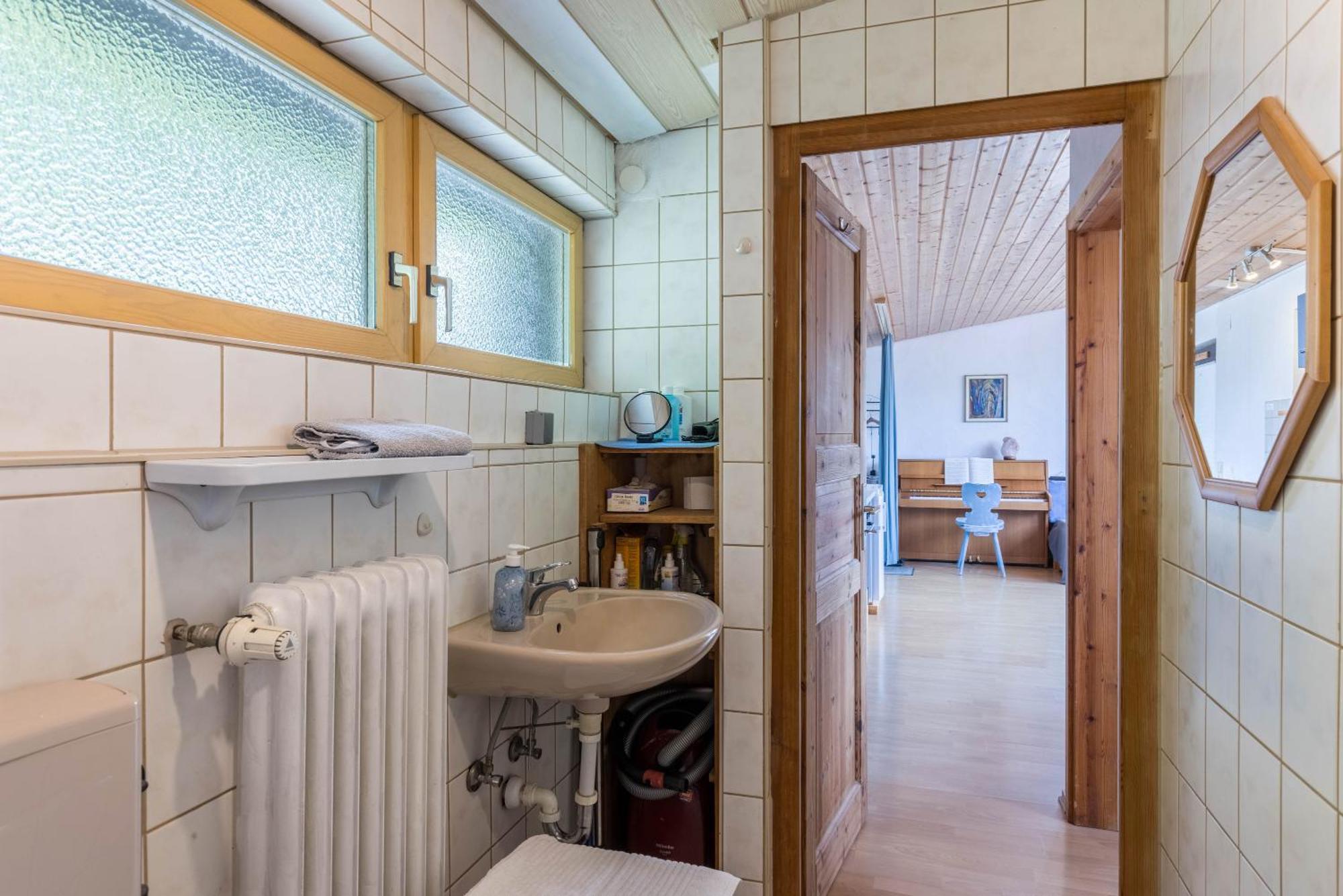 Ferienwohnung Am Samuelstein Bad Urach Exteriör bild