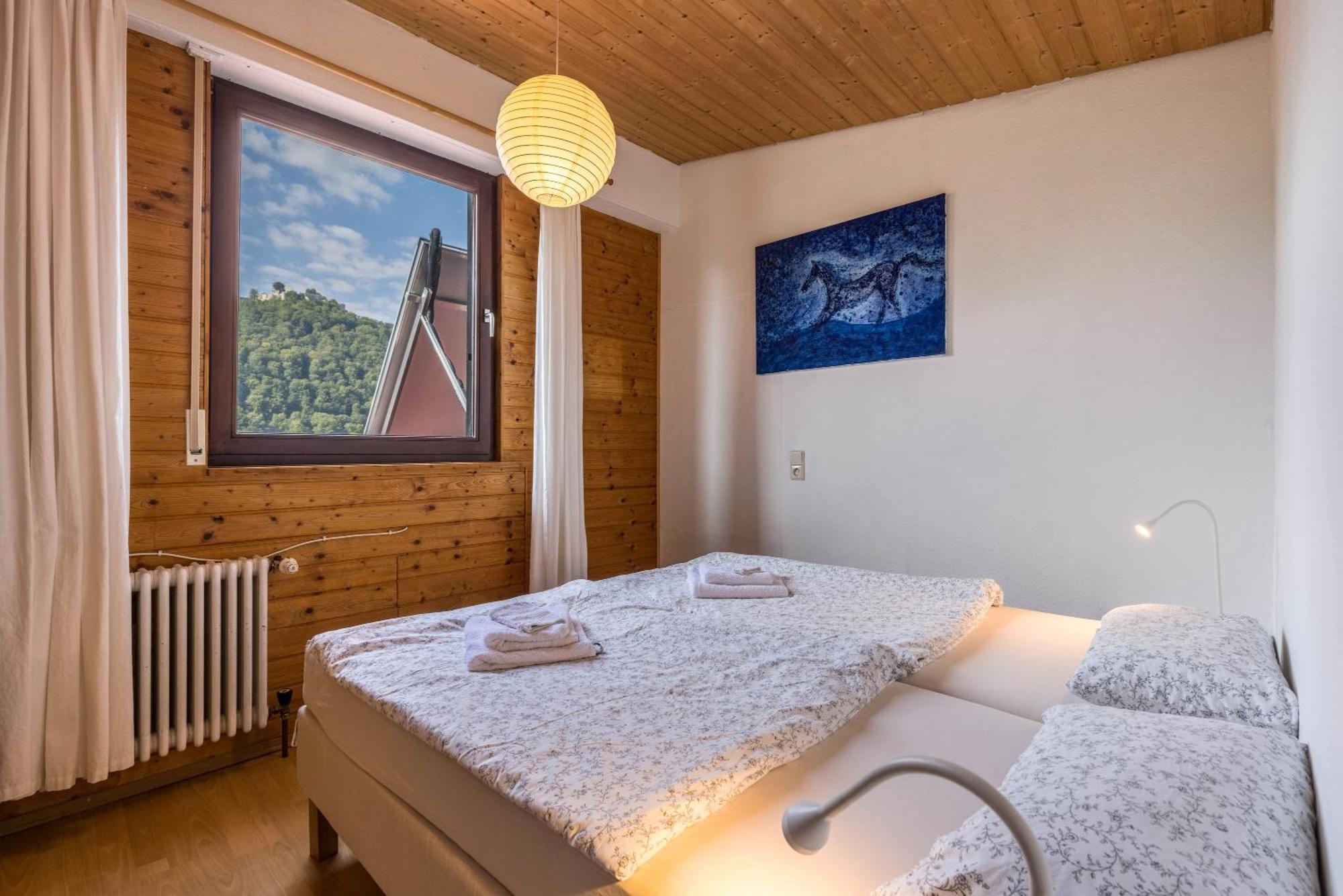 Ferienwohnung Am Samuelstein Bad Urach Exteriör bild